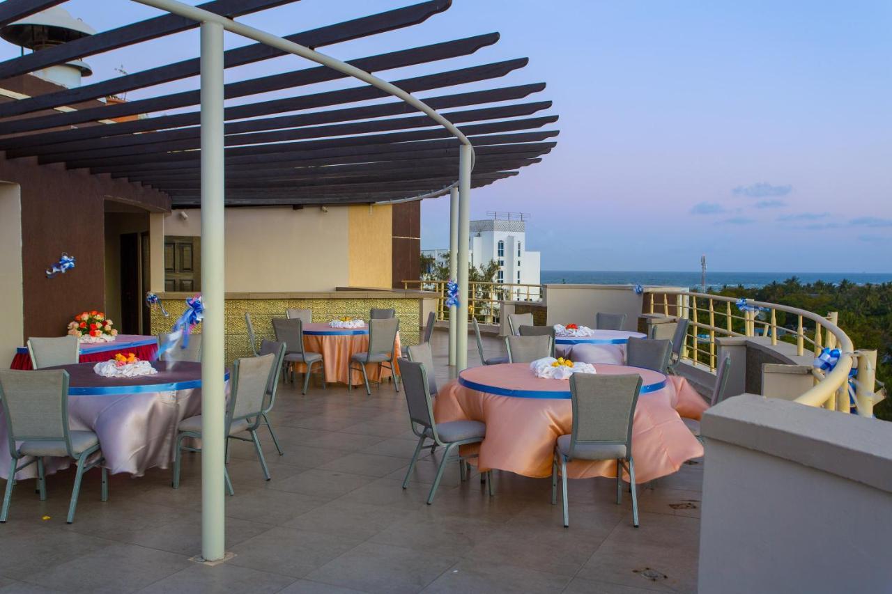 Bliss Resort Nyali Beach Buitenkant foto